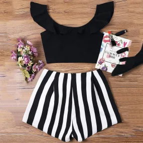 IT’S A BLACK & WHITE THING SHORTS SET