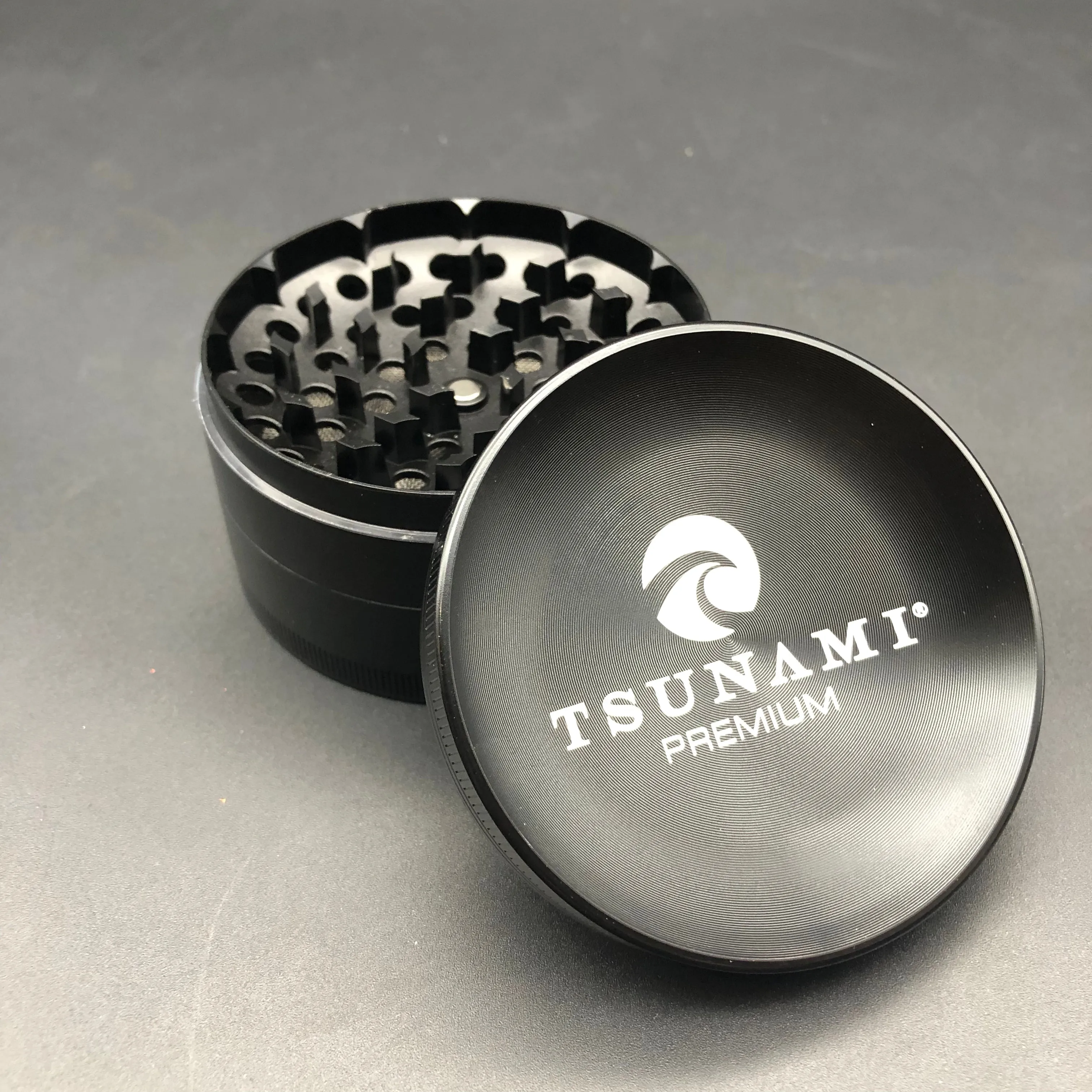 Tsunami Dry Herb Grinder 4 Piece 75mm